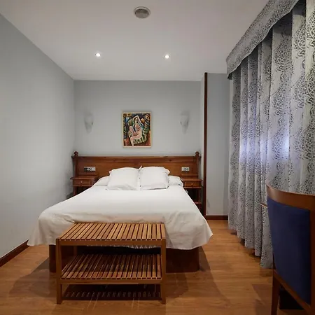 维亚莱格雷酒店 3*