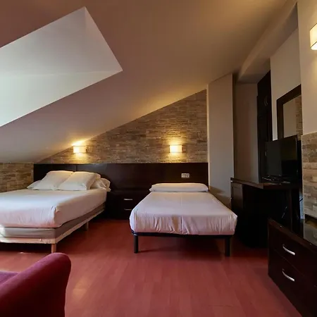 Hotel Villalegre Aviles