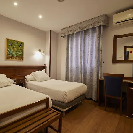Hotel Villalegre 3*