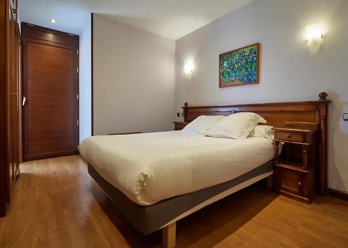 Villalegre 3* أفيليس