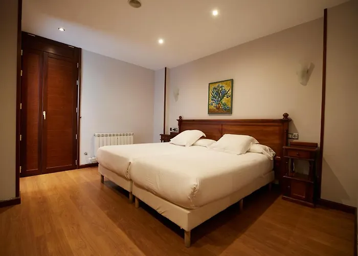 Villalegre 3* أفيليس