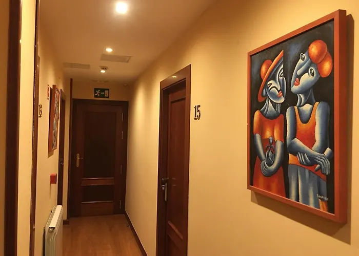 فندق Villalegre أفيليس